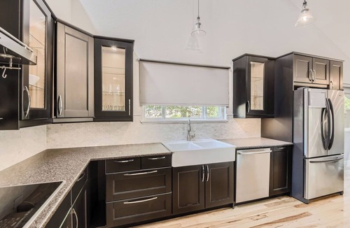 Englewood House | Wow house ! Great for families with tons of room and space for everyone to enjoy