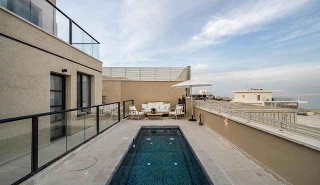 ריזורט האחוזה The main villa
