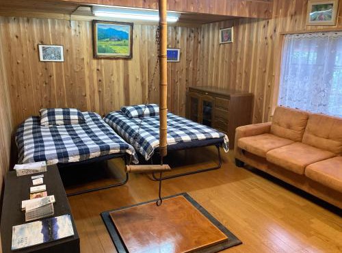 一軒家貸切宿 うまや UMAYA traditional countryside home