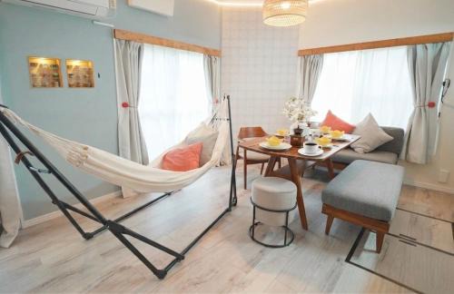 15min to Shinjuku, 5min Walk from the Station, Cozy Private House, Ideal base for sightseeing in Tokyo, Peaceful Area, Coffee & Cinema, Blue Atelier Toko
