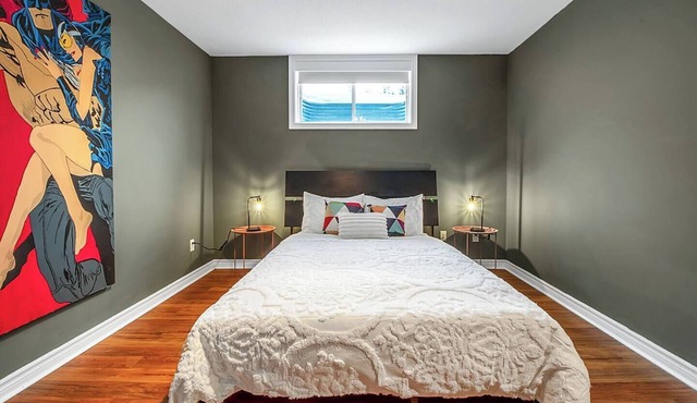 2 Bed 2 Bath in Orleans