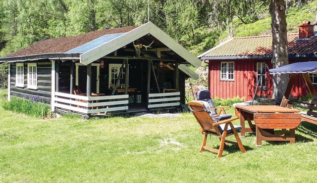 2 bedroom awesome home in Iveland in Iveland