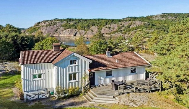 5 star holiday home in Hjälteby