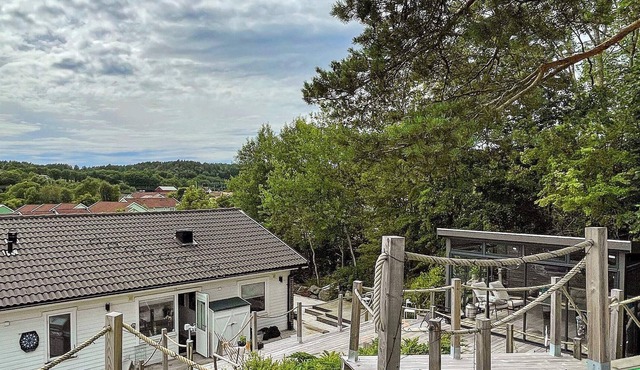 6 person holiday home in KOLLERED