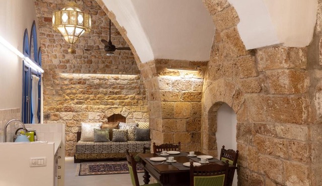 Alma in Acre