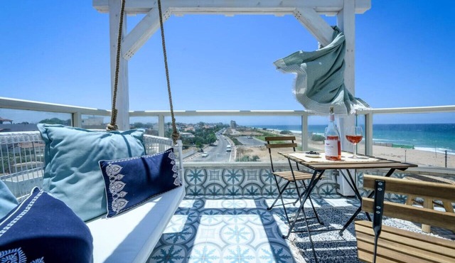 Authentic Beachfront Apartment