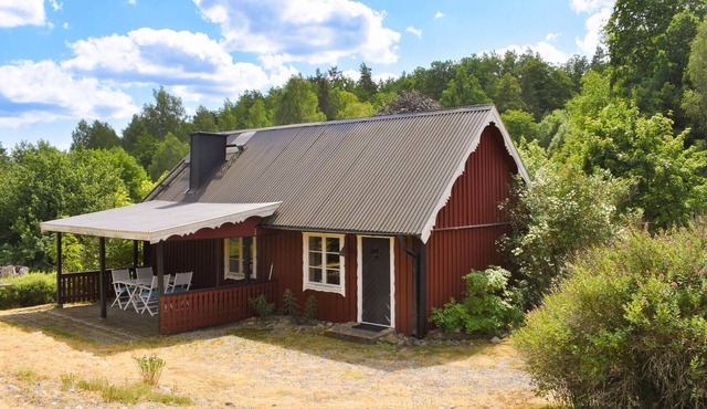 Awesome home in Backaryd