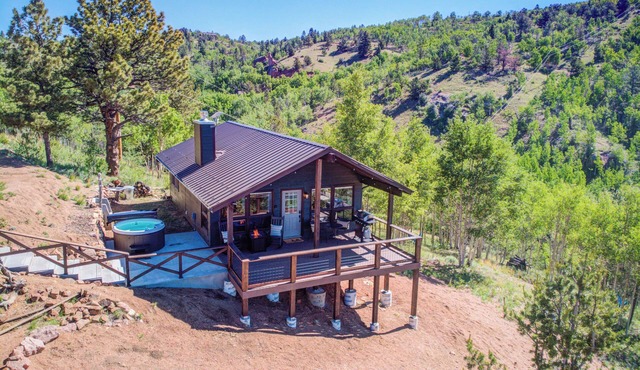 Bighorn Haven -Views- Hot Tub- Fire Pit