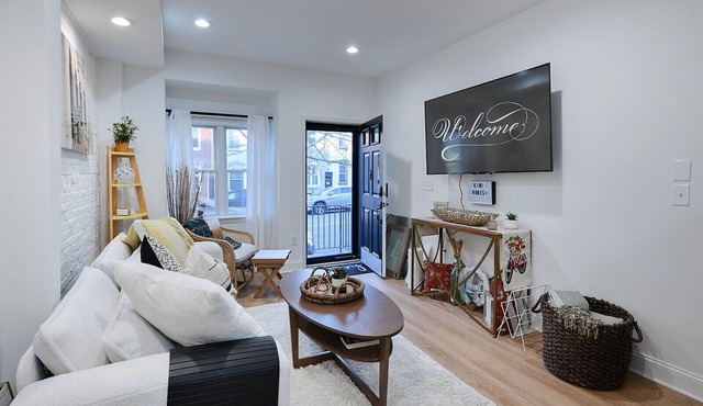 Canton Rooftop Retreat+Chef’s Kitchen+Good Vibes in Baltimore