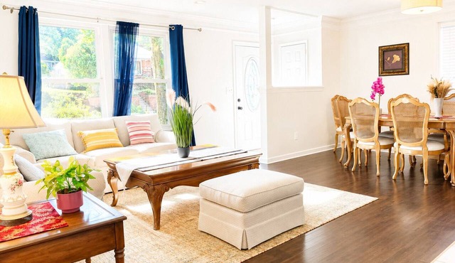 Charming 3-bedroom house in lovely Silver Spring with AC in Silver Spring