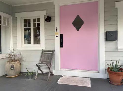 Charming Boho Pasadena Cottage Near Rose Bowl in Pasadena