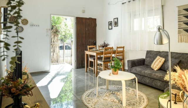 Charming Home in the Heart of Haifa by Sea N Rent in Haifa