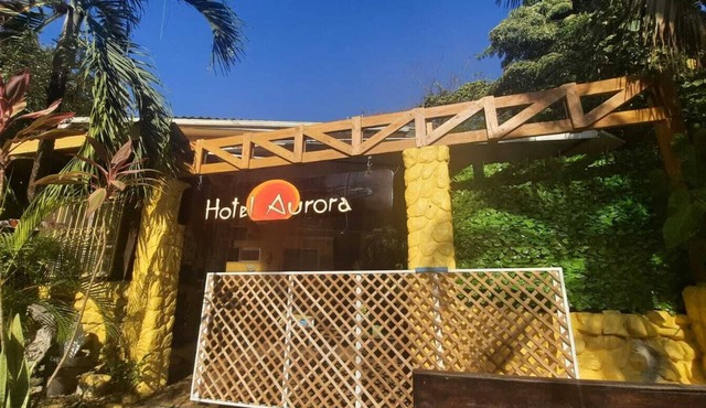 Charming little hotel with WiFi, AC, 100 m @ Montezuma Beach Puntarenas Province in Puntarenas Province