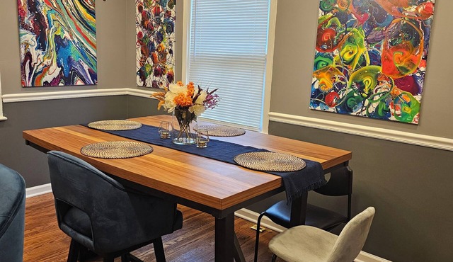 Charming Urban Retreat: 4 Bedroom, 2 Bath Townhouse in Baltimore City, Maryland in Baltimore