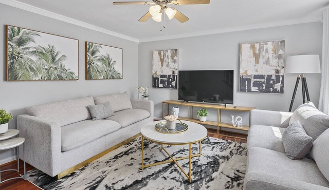 ClintonHills: Work-Friendly, Private Patio, Near DC