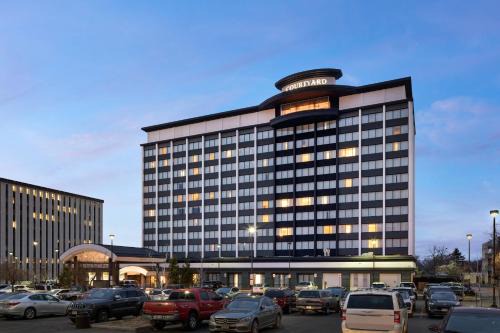 Courtyard by Marriott Denver Cherry Creek in Denver