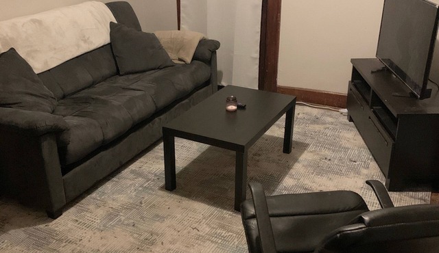Cozy apt In historic Takoma park close to D.C