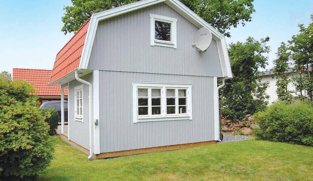 Cozy home in Sölvesborg with WiFi