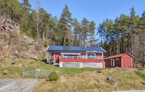Cozy Home In Spekeröd With Sauna