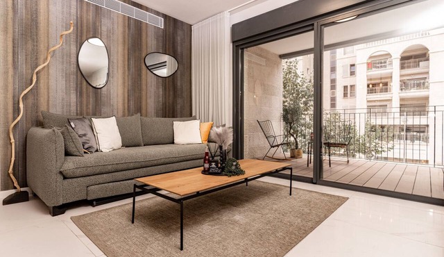 Designed 2 br with 2 bathroom, Terrace and Parking in Jerusalem