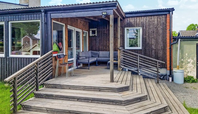 Experience the peace and nature in this cosy holiday home. in Lammhult