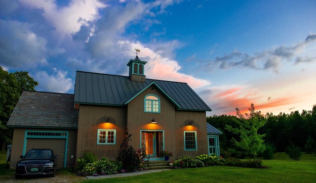 Experience Vermont charm! Up to 5 bedrooms available Please inquire for rates in Cornwall