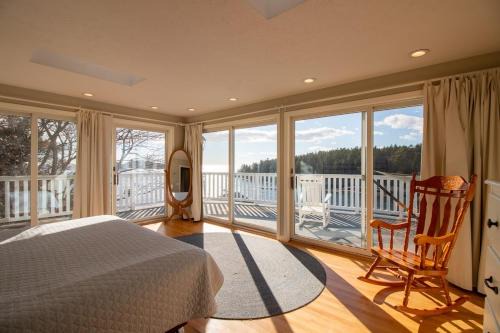 Fantastic Waterfront Views in Phippsburg