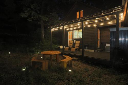 Forest Twin Cabin