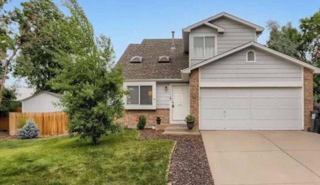 Freshly remodeled 4 bdrm home for up to 8 guests