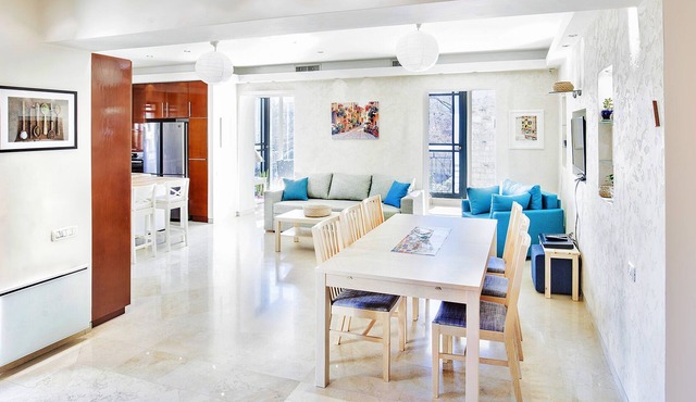 German Colony - Spacious & Bright with Balcony in Jerusalem