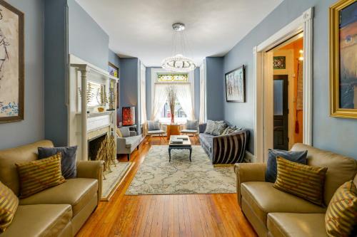 Historic Georgetown Townhome: Walkable Location!