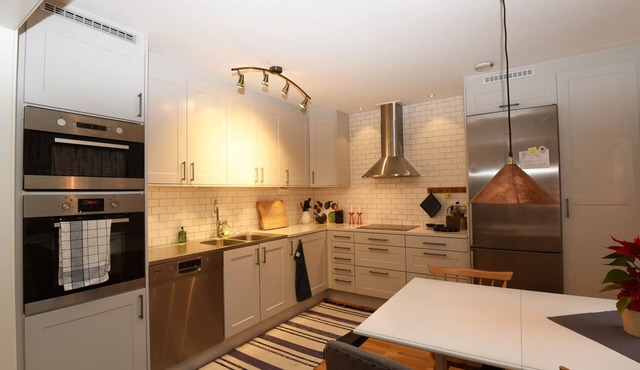 Holiday home near Gothenburg and hiking trails | SE08041