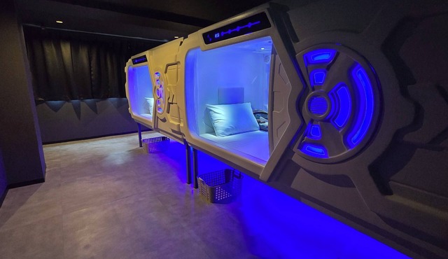HOTEL GALAXY POD