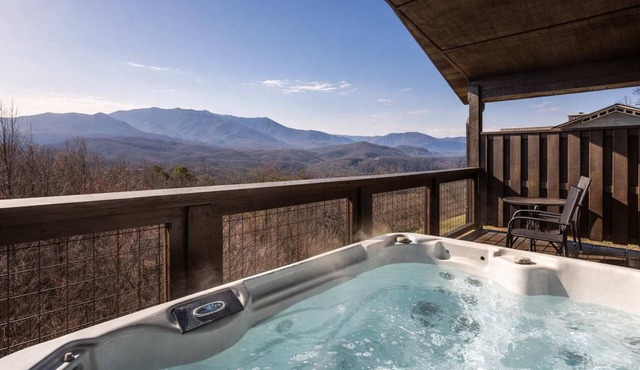 Huge Views Of GSMNP/3.6 Miles 2 DwTn Gat/Hot Tub