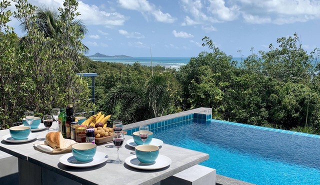 Ko Samui Sea View Pool villa Seren, with car, just 400m to the Beach in Ko Samui