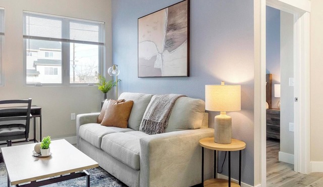 Landing | Stunning 2BD in Harvey Park South in Englewood