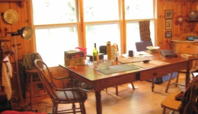 Large, rustic lakefront cottage near Ottawa/arnprior Ontario in Ottawa