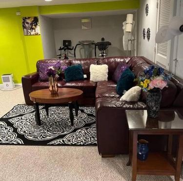 LOVELY 2 BEDROOMS APPARTEMENT, LAUNDRY/PARKING/TV