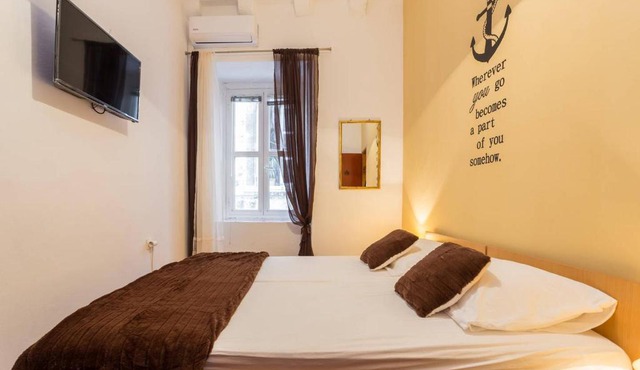 Lovely room in Old town