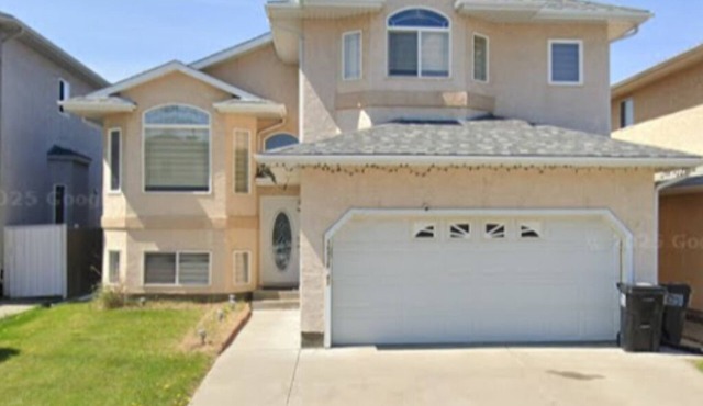 Luxurious 2 BDRMS Basement Legal Suite in Edmonton