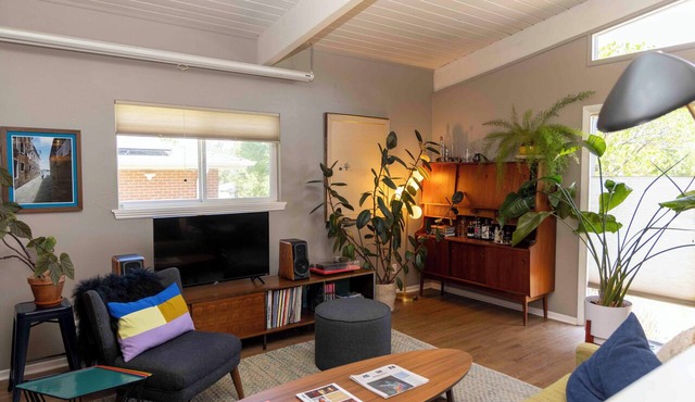 Mid-Century Boulder Bungalow in a Quiet & Central Neighborhood in Boulder