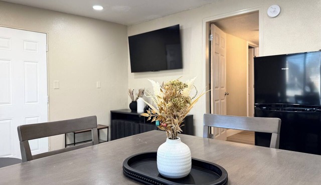 Modern Unit with King Bed in Hanford in Hanford