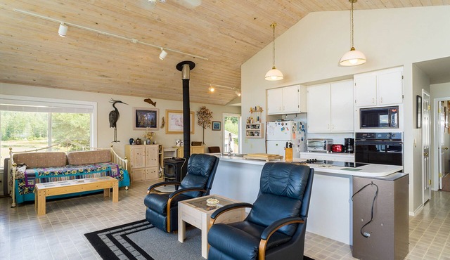 Modern waterfront home minutes from shopping, dining, & beaches