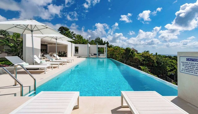 Monkey Ridge | Contemporary Luxury with Panoramic Sea Views in Lower Carlton