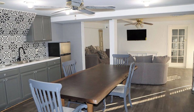 Mountain View Studio in Hemet