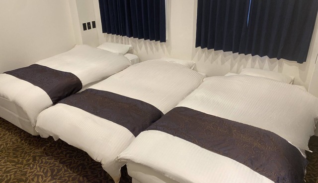 MUST WIN HOTEL