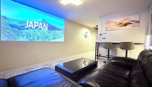 NEW! [Built in 2024, Entire Newly Built House for Rent/Free Parking Available] Experience Osaka’s Old Town! Conveniently located just 8 minutes by train from Namba! Excellent access to Osaka, Kyoto, and Nara!