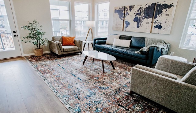 New Modern Stylish Oasis, Bright and Comfortable Home
