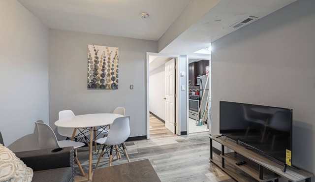 NICE Apartment Easy Parking 3-Beds