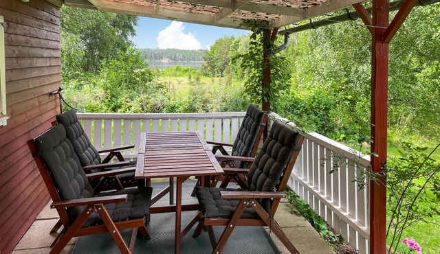 Nice home in Stigtomta with lake view in Stigtomta